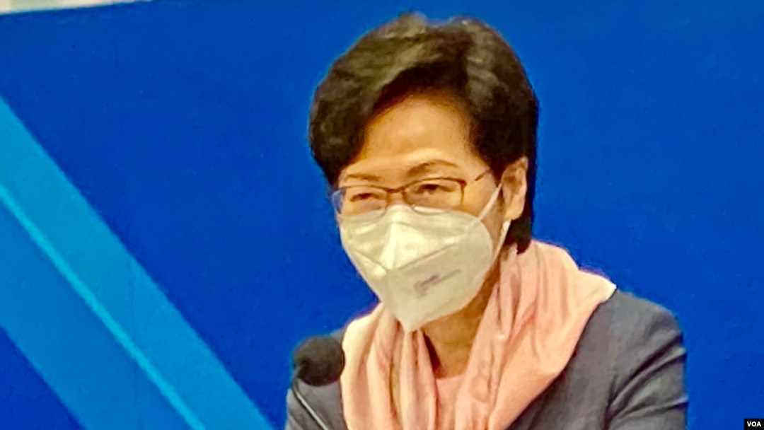 香港特首林鄭月娥表示,香港目前的病毒檢測能力有限,很多地方不能與中國大陸的城市比較。(美國之音湯惠芸)