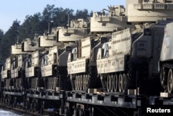 UKRAINE-CRISIS/USA-DEFENSE