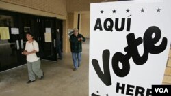 Otras organizaciones como la Asociación Nacional del Rifle, National Republican Trust PAC y Latinos para la Reforma, patrocinaron los avisos.
