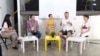 Učesnici "Debate o pritiscima na medije" u okviru festivala Nišvil, u Nišu, 14. avgusta 2021. S leva: Tamara Milojević (moderatorka), Igor Božić (N1), Jelena Radivojević (KRIK), Slobodan Georgijev (Njumaks Adria) i Gordana Bjeletić (Južne Vesti) (Foto: Fejsbuk skrinšot)
