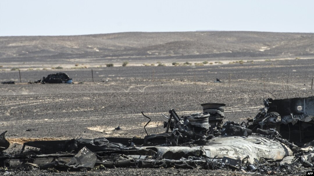 Tarkacen jirgin Rasha mai lambar tafiya A321, wanda ya fadi cikin tsaunukan Sinai na kasar Masar.