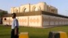 Pakistan Urges Afghanistan's Taliban to Join in Peace Talks 