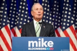 Archivo - Michael Bloomberg habla en una conferencia de prensa para lanzar su candidatura a la nominación presidencial demócrata en Norfolk, Virginia, el 25 de noviembre de 2019.