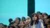 Exvicepresidenta Fernández llama a Milei "showman" y arremete contra su plan de ajuste