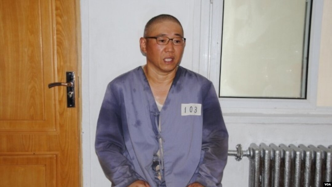 Kenneth Bae being interviewed by Japanese pro-North Korea newspaper Choson Sinbo at North Korean labor camp, June 26, 2013.