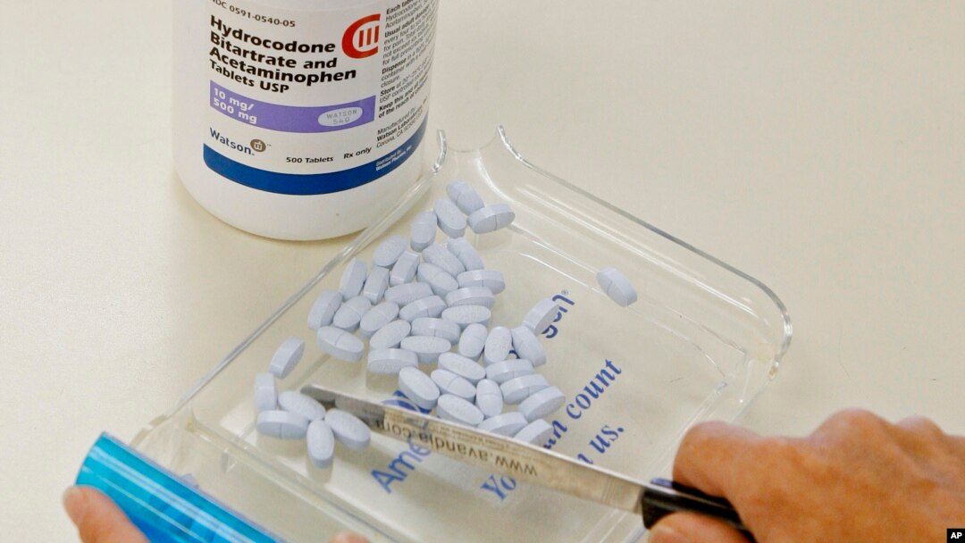 FILE - Deaths from synthetic opioids, including fentanyl, rose 73 percent. Prescription painkillers took the highest toll with deaths from Oxycontin and Vicodin increasing just 4 percent, according to government data.