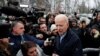Biden viaja a Carolina del Sur mientras New Hampshire vota